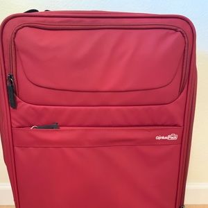 Genius Pack G4 Carry On Spinner